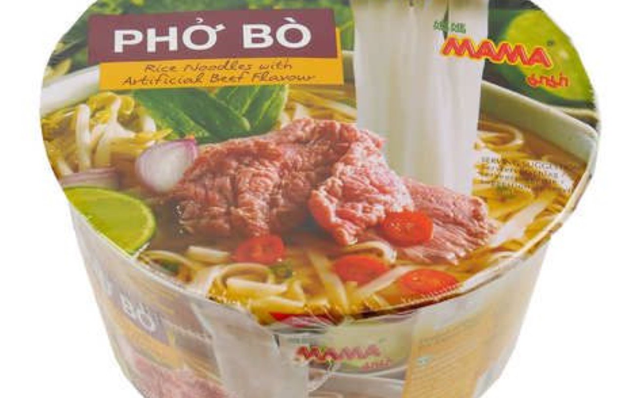 Instant Rice Noodle Pho Bo with beef flavour Mama